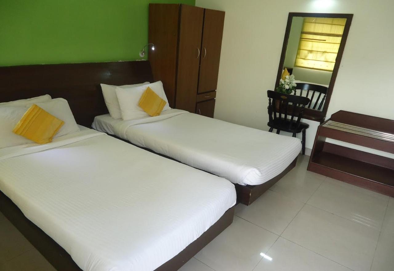 The Green Path Eco Hotel บังกาลอร์ ภายนอก รูปภาพ